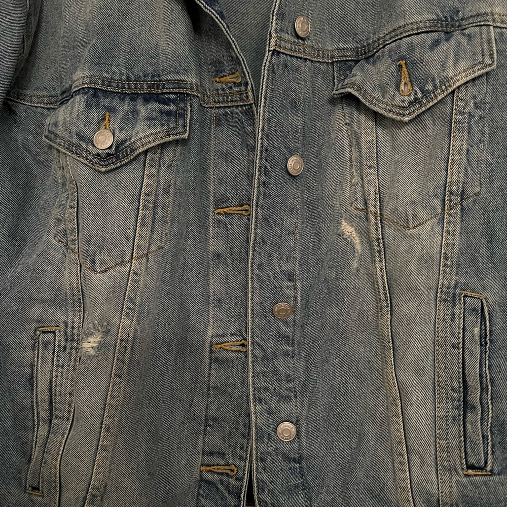 Jean Jacket! - Picture 4 of 4